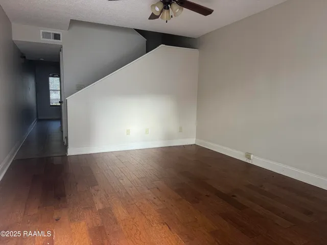 $129,000 | 310 Ella Street, Unit 114, Lafayette, LA 70506
