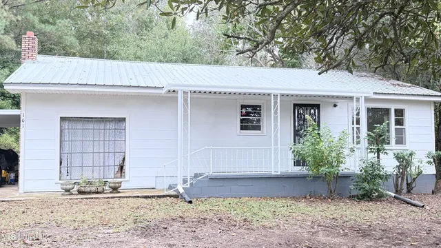 $165,000 | 101 Beck Springs Road, Hickory Flat, MS 38633