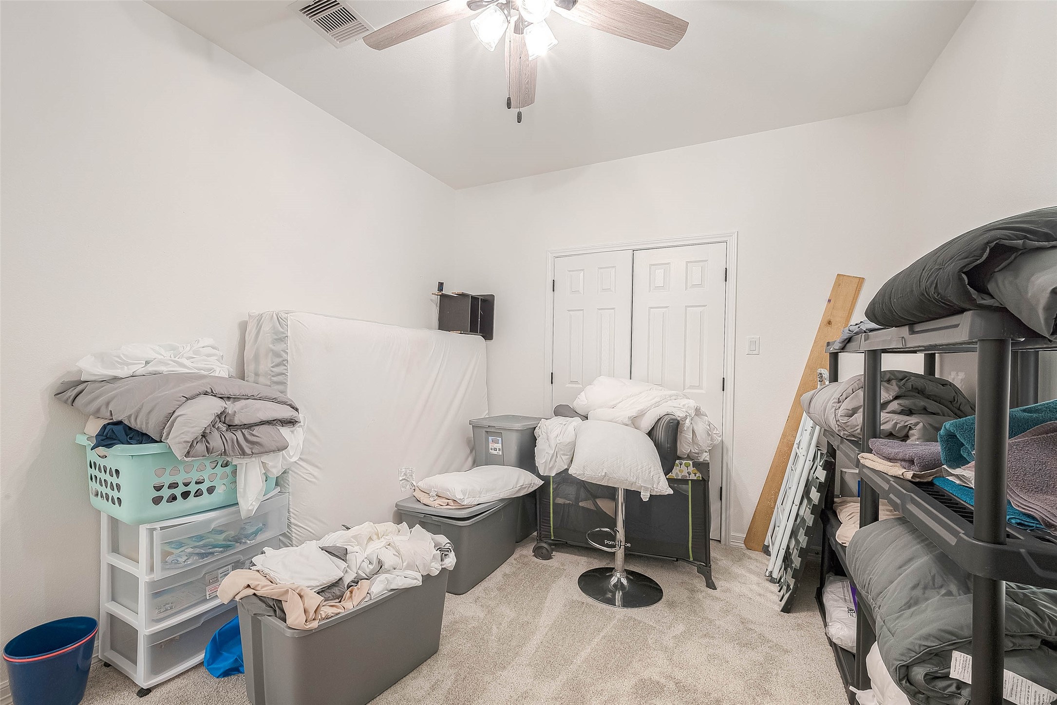 4633 Larkspur Street Houston, TX 77051 - Photo 15 of 48 a living room with furniture and a mirror
