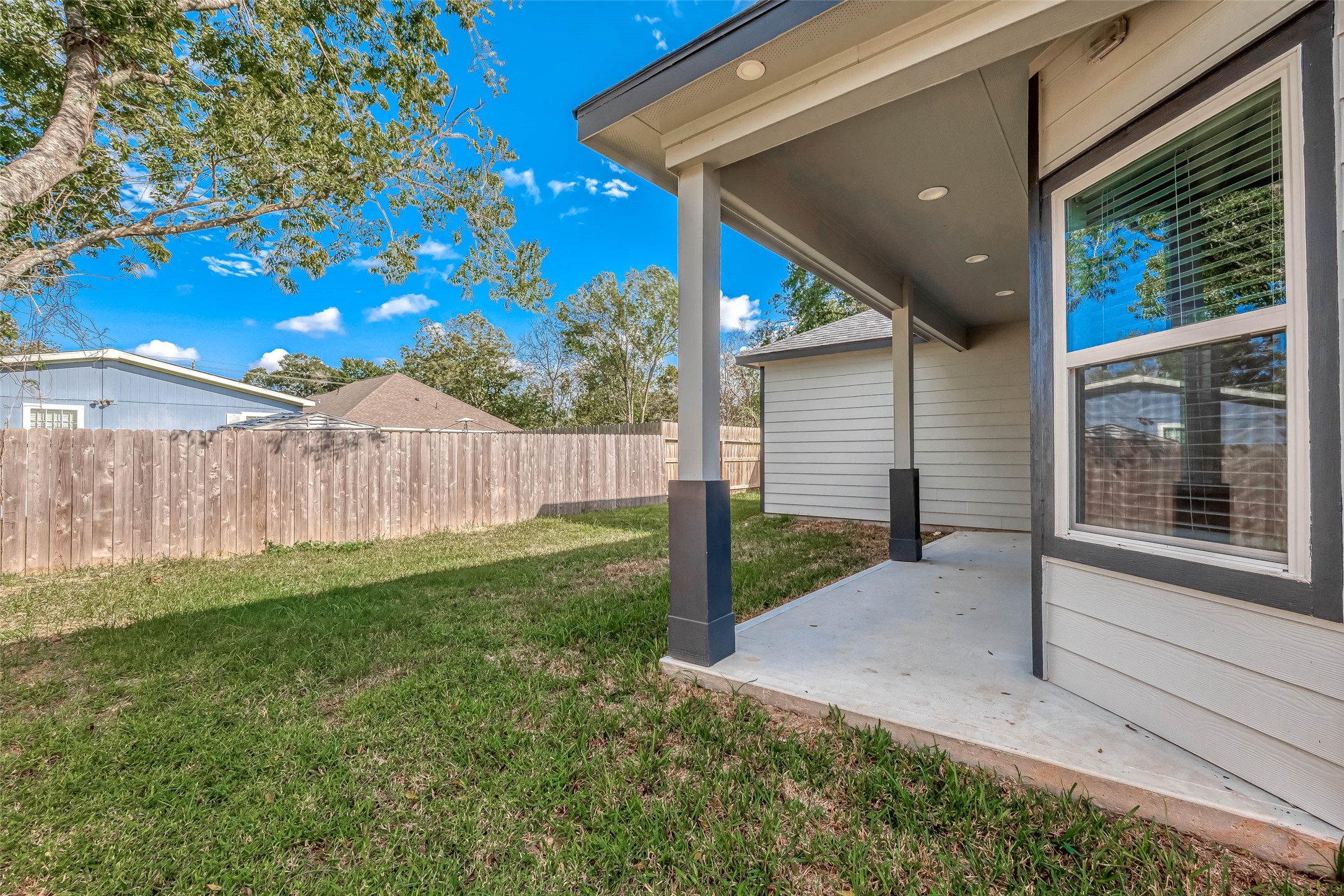 4633 Larkspur Street Houston, TX 77051 - Photo 19 of 48 a view of a back yard of the house
