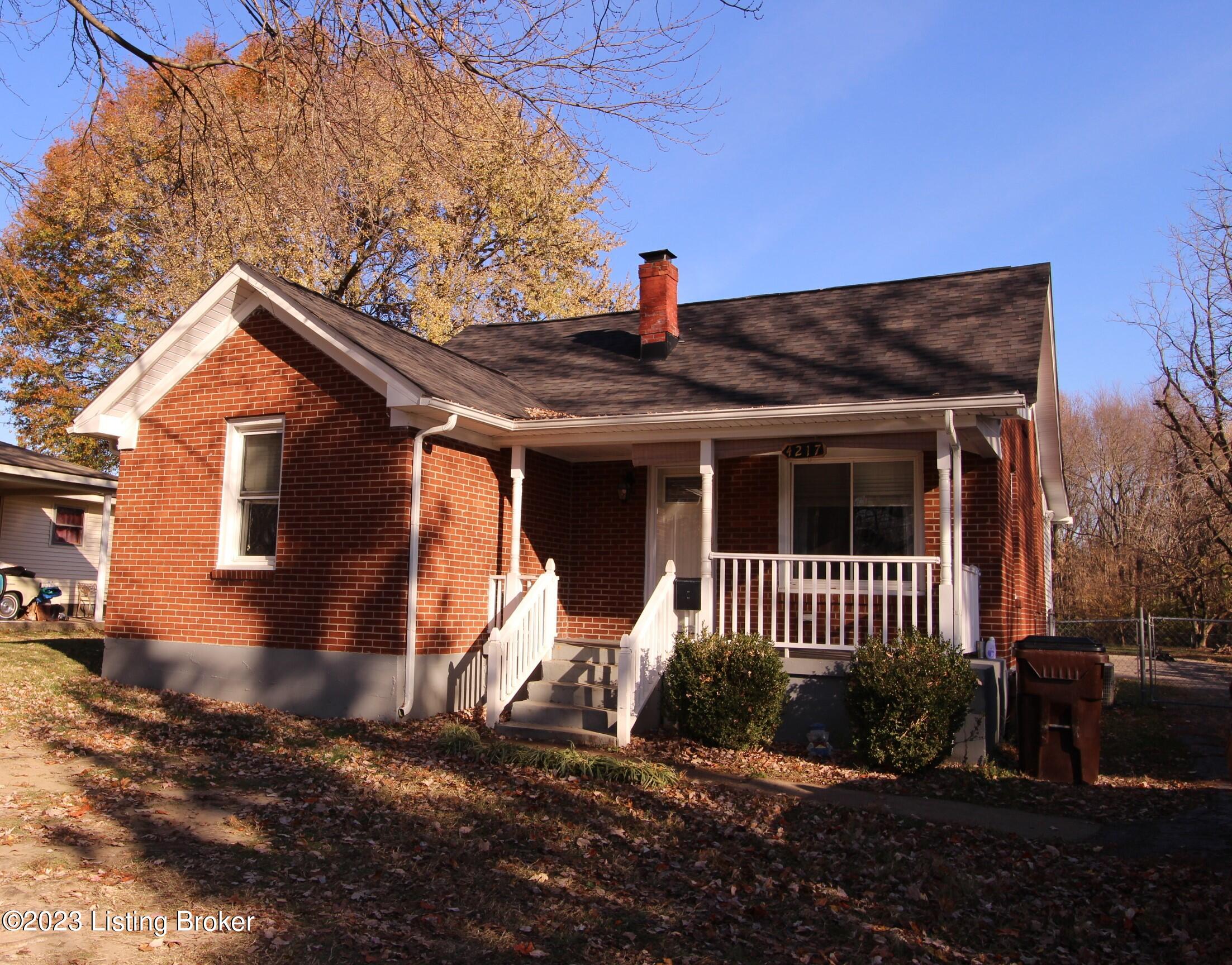4217 Dover Road Louisville, KY 40216 - Photo 1 of 24 Front Pic
