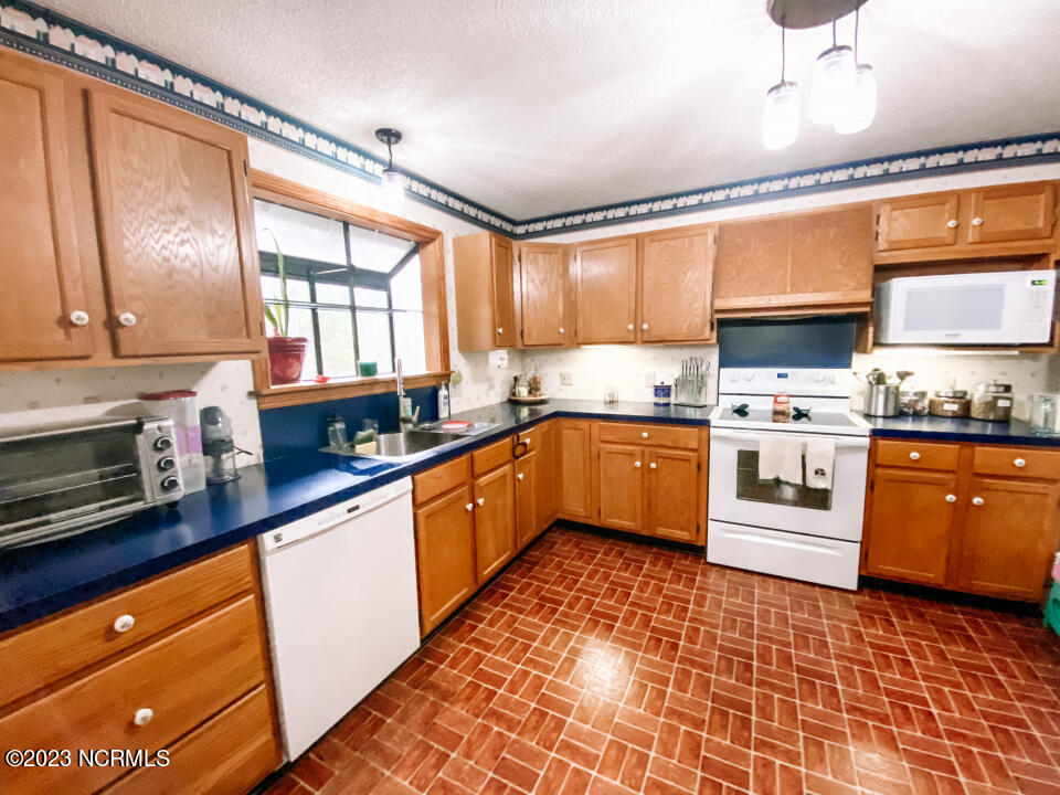 3907 Hoffman Road Jackson Springs, NC 27281 - Photo 14 of 16 14