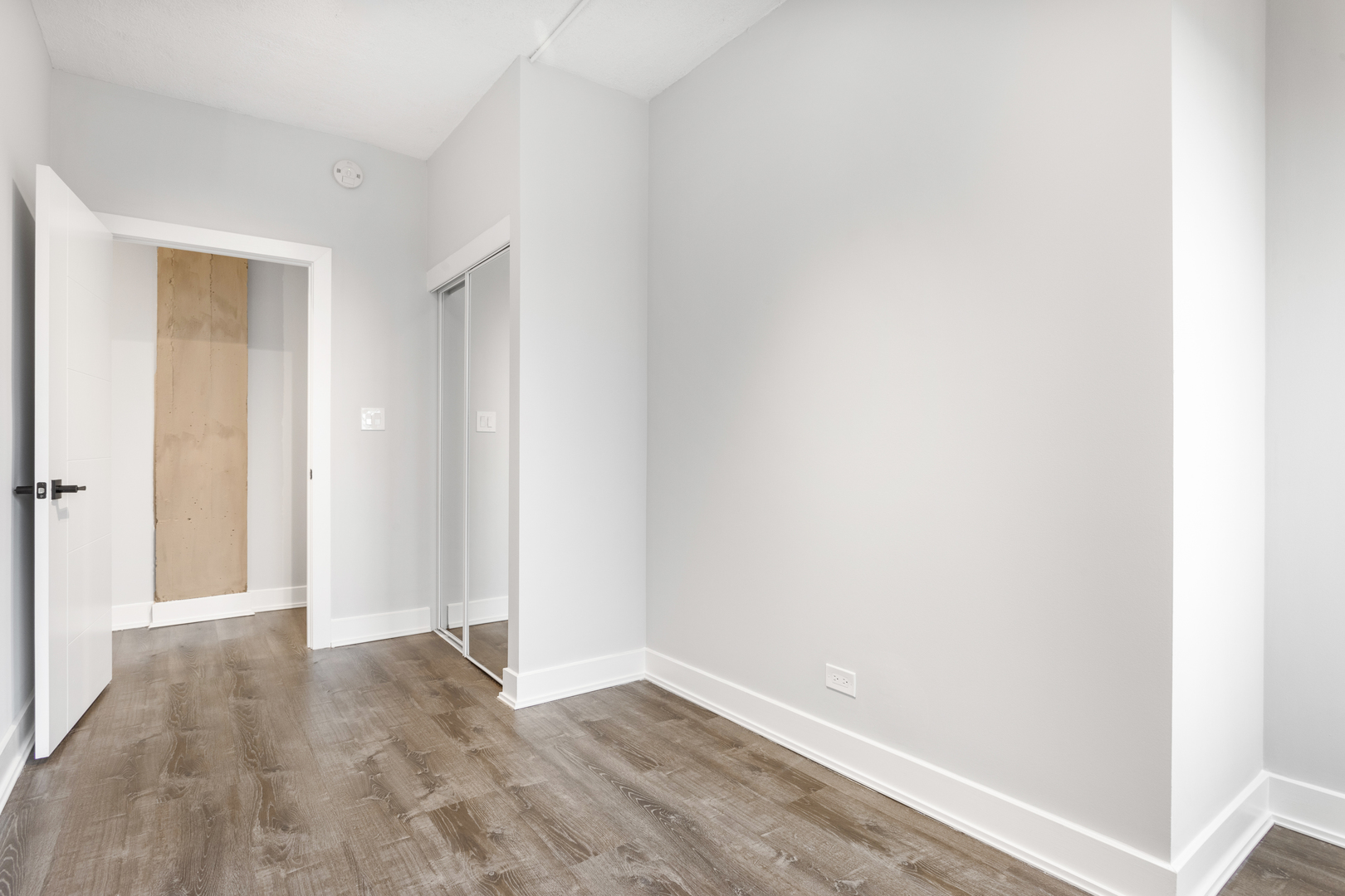 7645 North Sheridan Road, Unit 316 Chicago, IL 60626 - Photo 8 of 16 Gallery Image 8