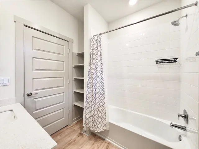 $2,295 | 7704 City Top Boulevard, Austin, TX 78724
