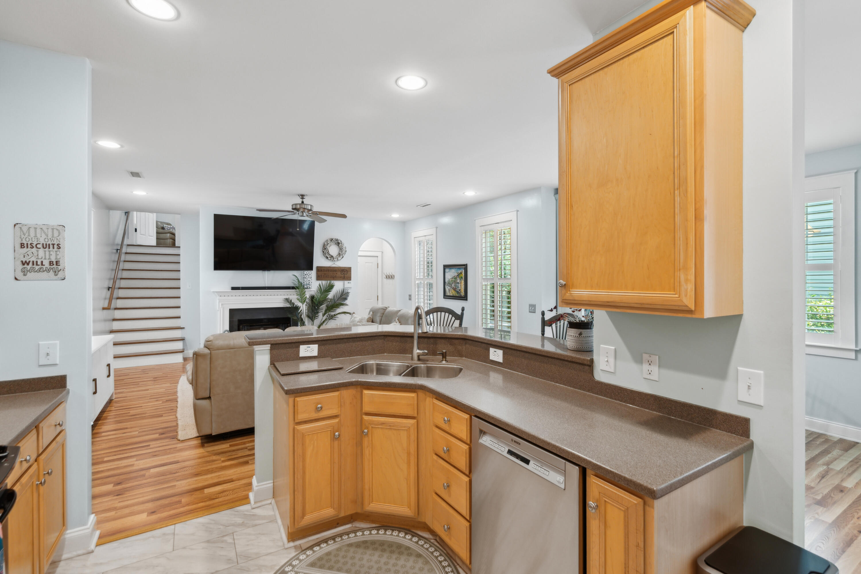 907 High Nest Lane Charleston, SC 29412 - Photo 10 of 56 907HighNestLn-KeenEyeMarketing-020