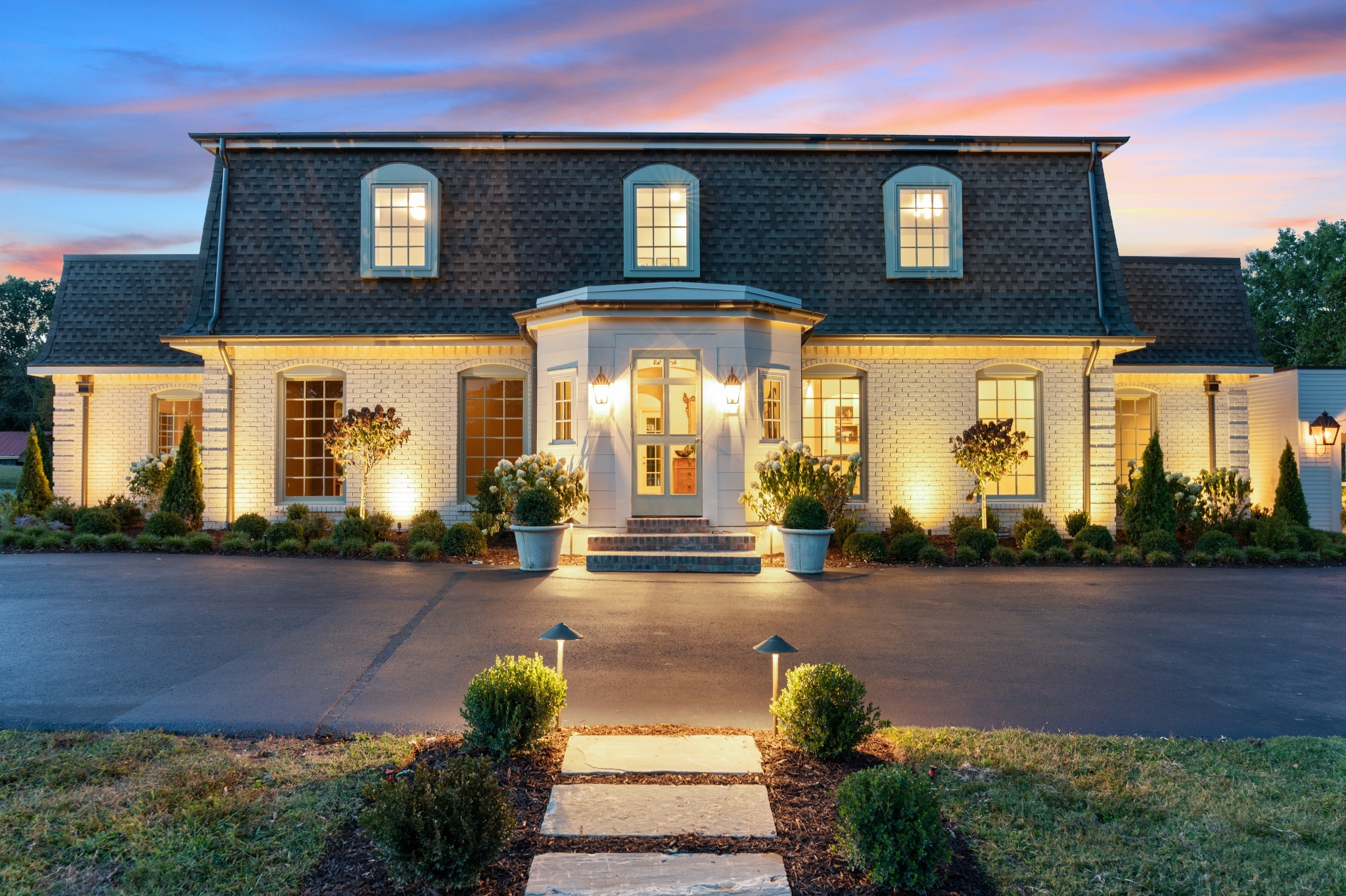 896 Sneed Road West Franklin, TN 37069 - Photo 2 of 55 a front view of a house