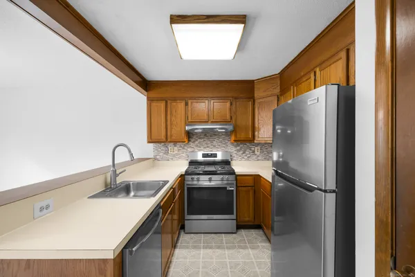 $308,000 | 36 Copper Beech Drive, Unit 36, Rocky Hill, CT 06067