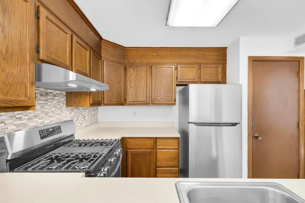 $308,000 | 36 Copper Beech Drive, Unit 36, Rocky Hill, CT 06067