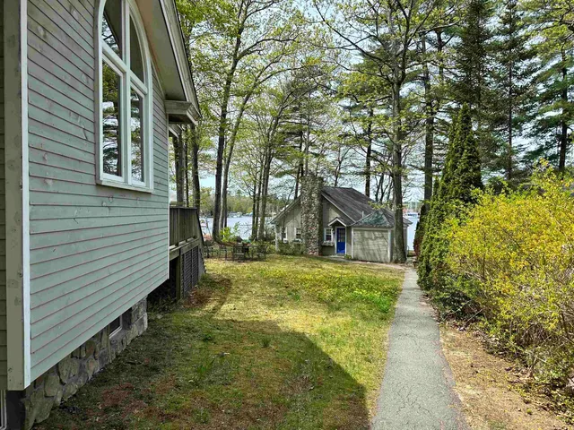 $2,100,000 | 19 Smith Cove Road, Gilford, NH 03249