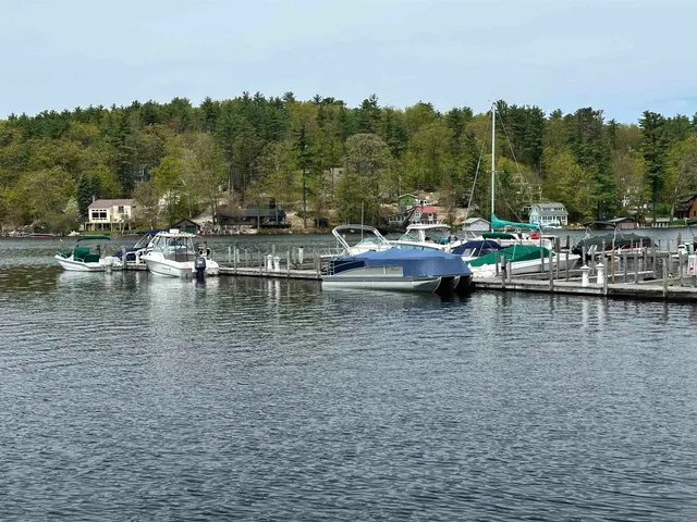 $2,100,000 | 19 Smith Cove Road, Gilford, NH 03249