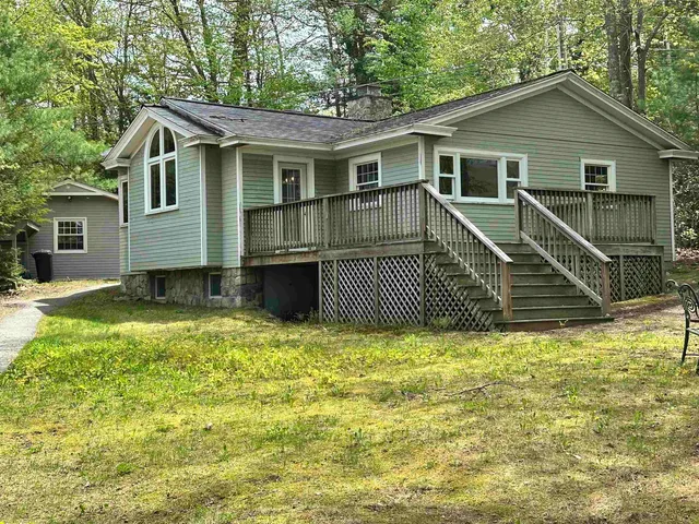 $2,100,000 | 19 Smith Cove Road, Gilford, NH 03249