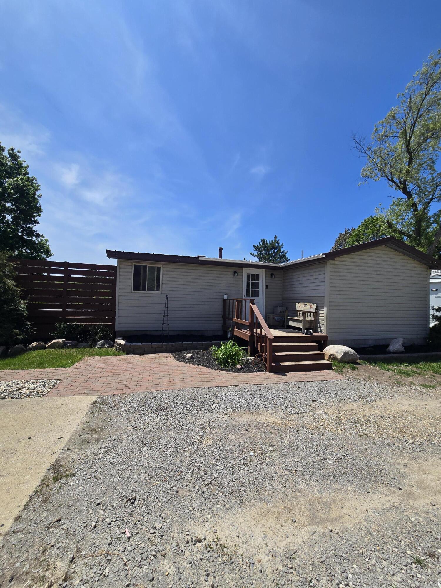 12495 5 Mile Road Evart, MI 49631 - Photo 35 of 75 20260526_140405