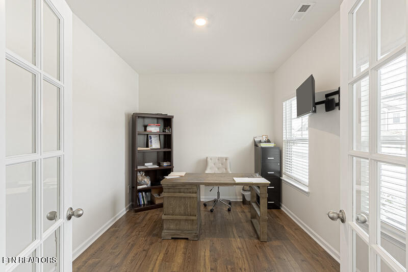 2614 Red Barn Road Knoxville, TN 37931 - Photo 6 of 33 office