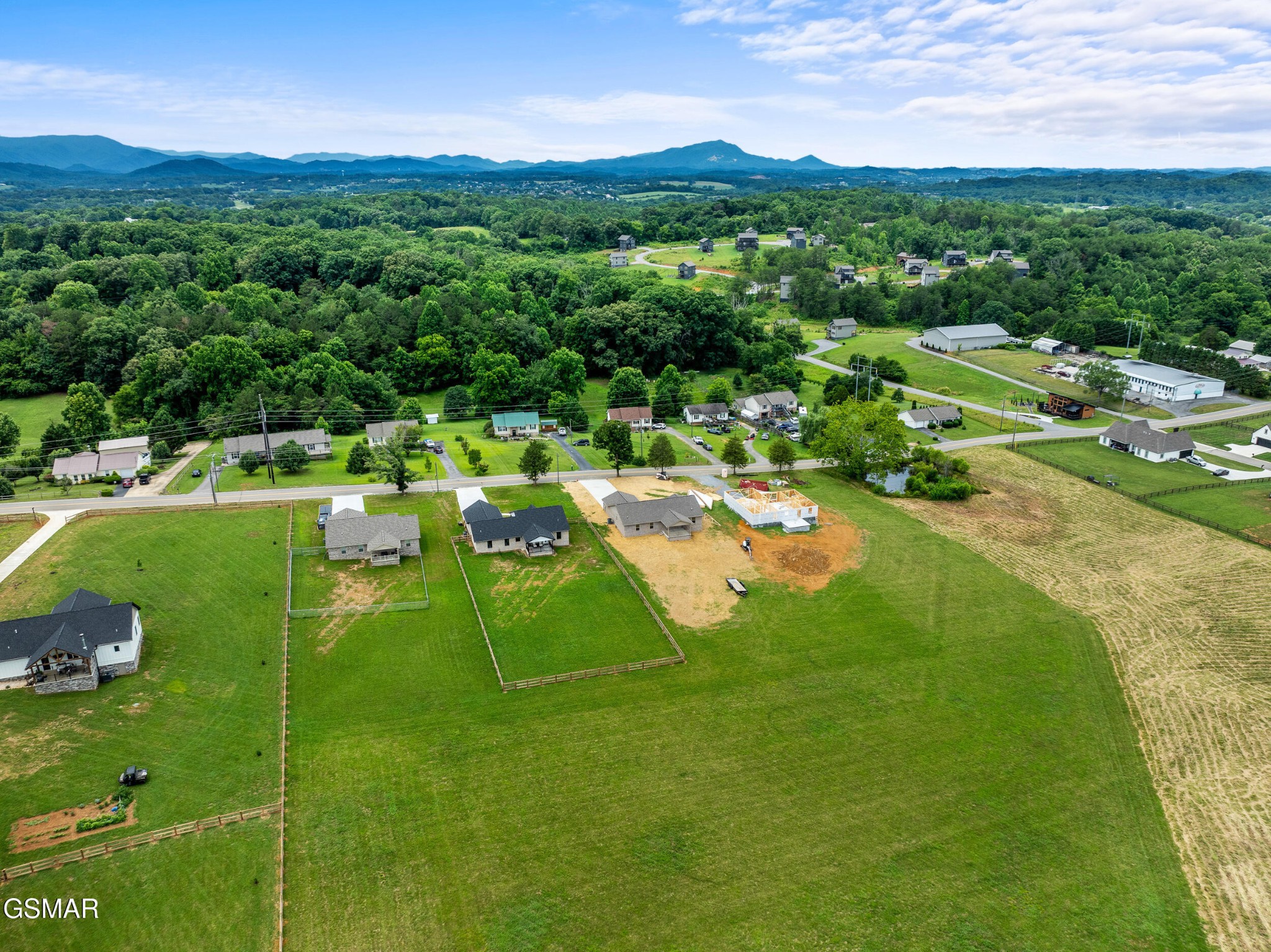 271 Cross Over Road Sevierville, TN 37876 - Photo 43 of 45 Gallery Image 43