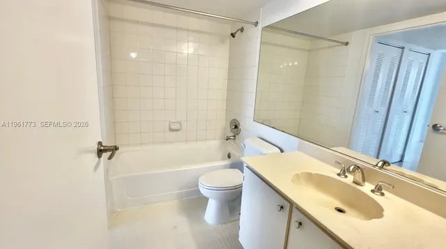 $3,000 | 7601 East Treasure Drive, Unit 801, North Bay Village, FL 33141