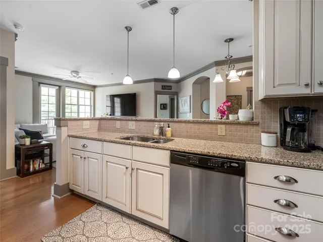 $535,000 | 5 Farleigh Street, Unit 206, Asheville, NC 28803