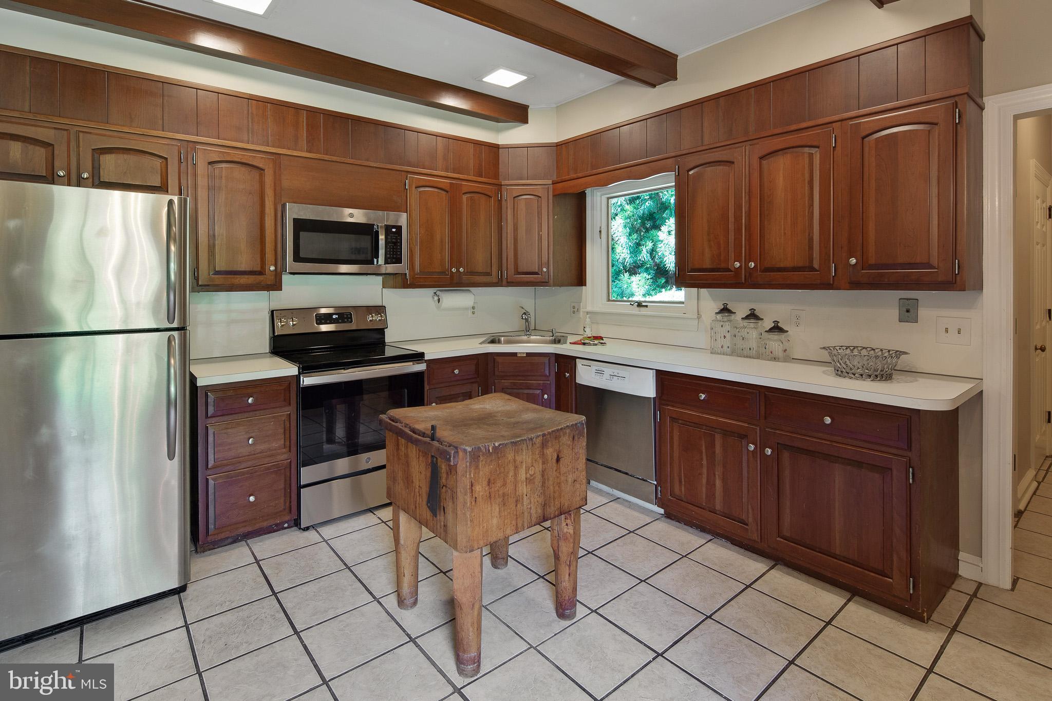 902 Barley Drive Wilmington, DE 19807 - Photo 4 of 12