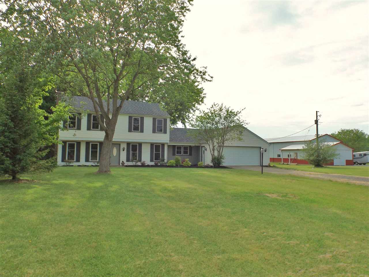 5909 Butt Road Fort Wayne, IN 46818 - Photo 1 of 36