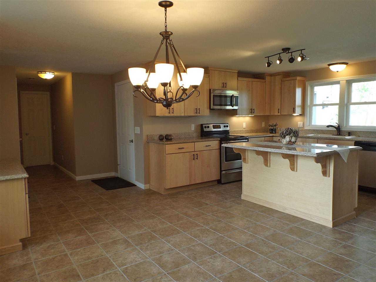 5909 Butt Road Fort Wayne, IN 46818 - Photo 9 of 36