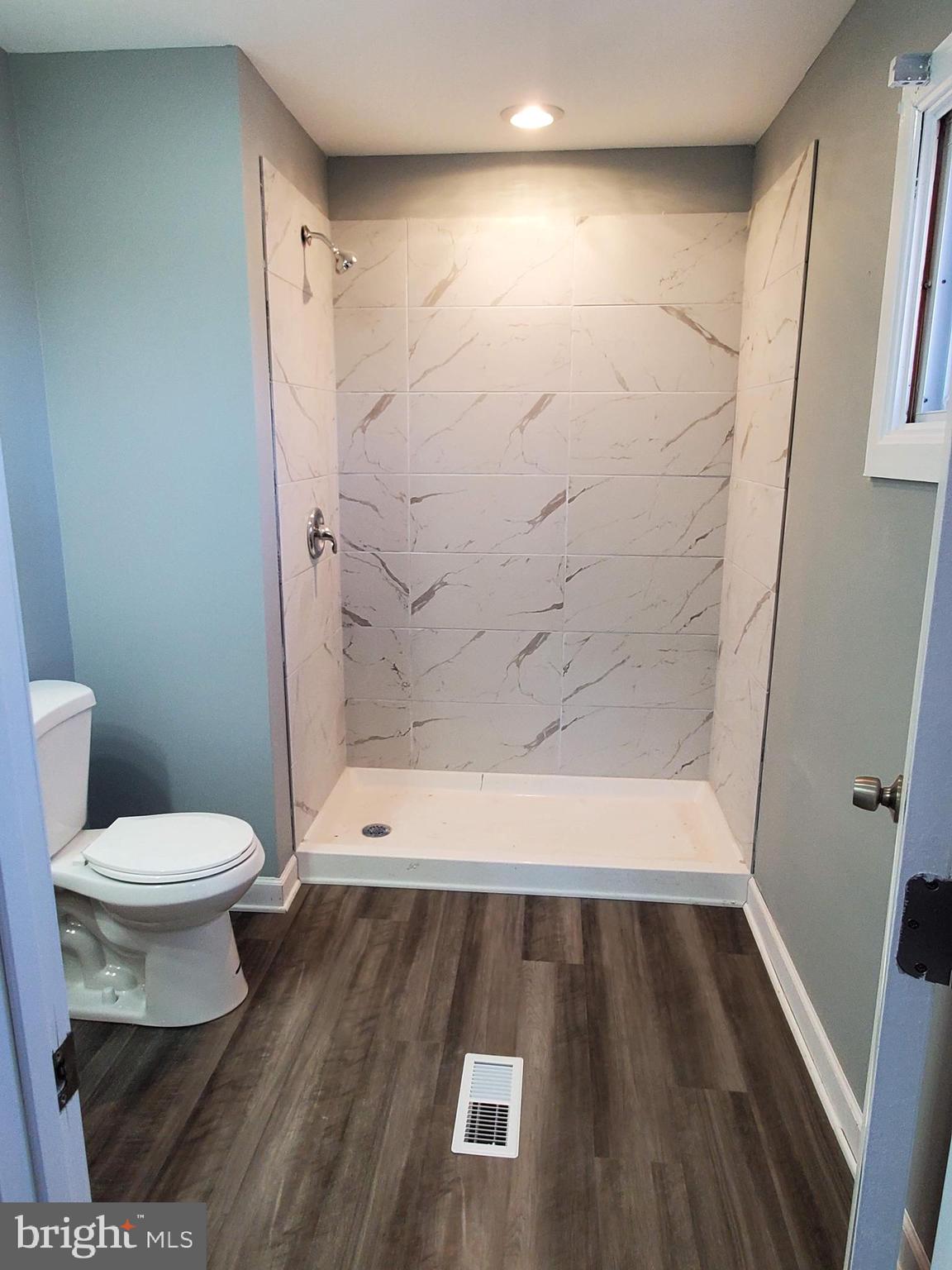 6912 Redmiles Road Laurel, MD 20707 - Photo 5 of 34 Master Bathroom connected to Master Bedroom