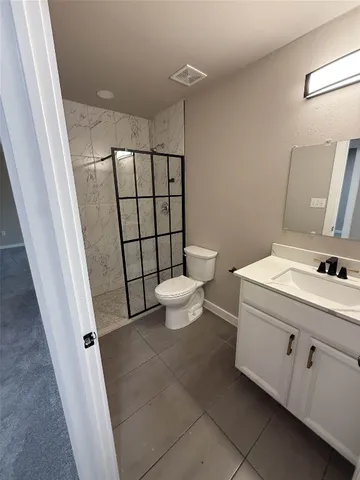 $2,400 | 7207 East Meadow Bend Drive, Austin, TX 78724