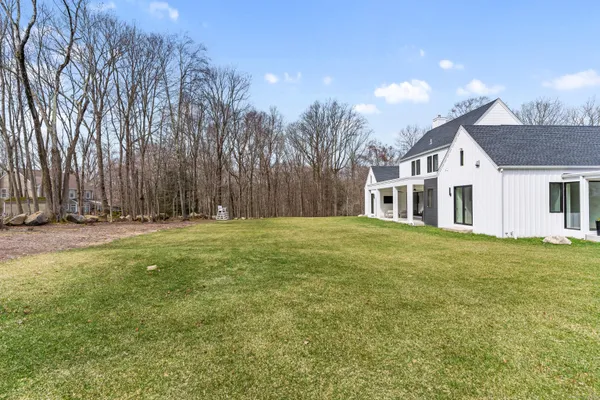 $8,500 | 17 Fullin Lane, Wilton, CT 06897