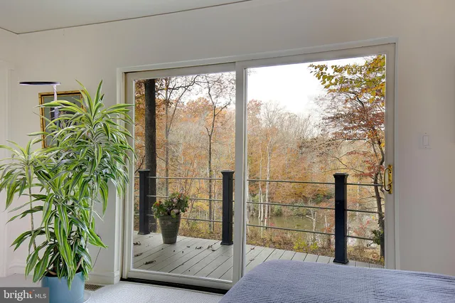 $699,999 | 4950 Hardesty Road, Huntingtown, MD 20639