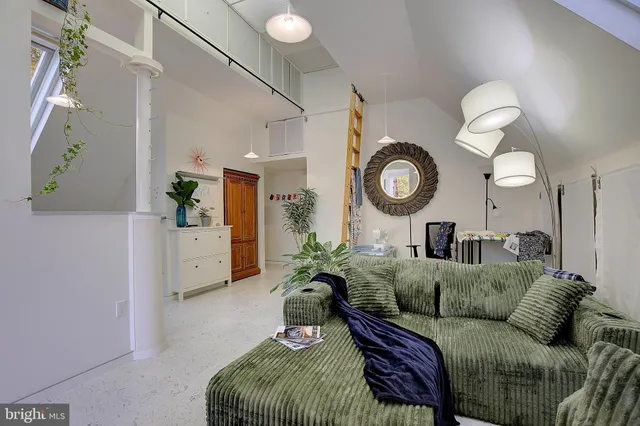 $699,999 | 4950 Hardesty Road, Huntingtown, MD 20639