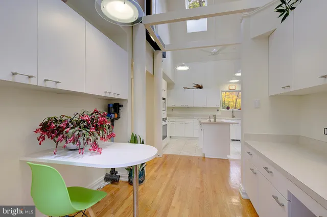 $699,999 | 4950 Hardesty Road, Huntingtown, MD 20639