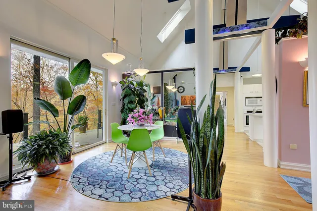 $699,999 | 4950 Hardesty Road, Huntingtown, MD 20639