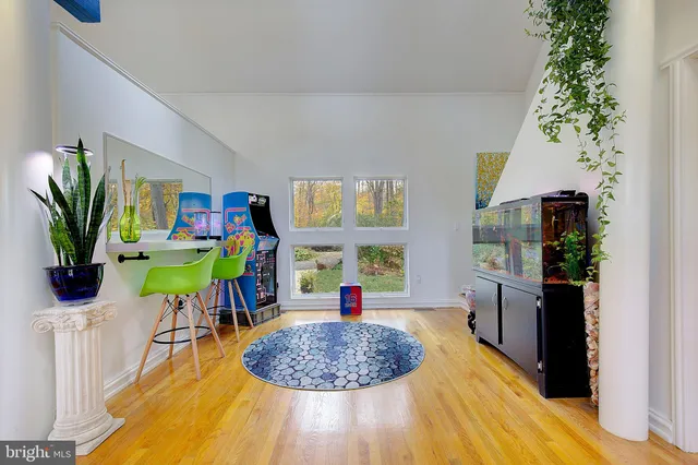 $699,999 | 4950 Hardesty Road, Huntingtown, MD 20639