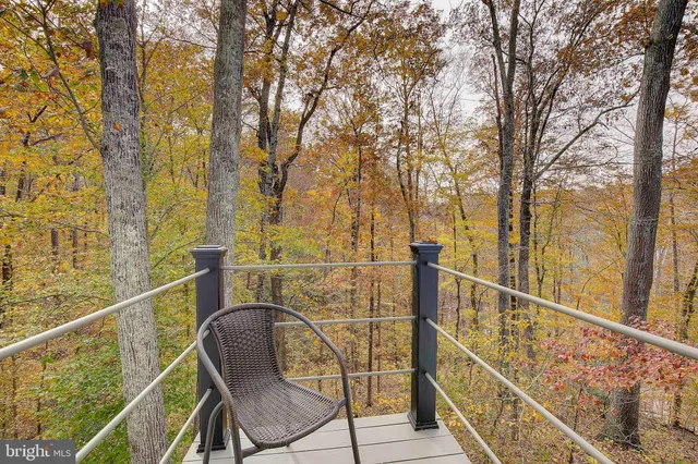 $699,999 | 4950 Hardesty Road, Huntingtown, MD 20639