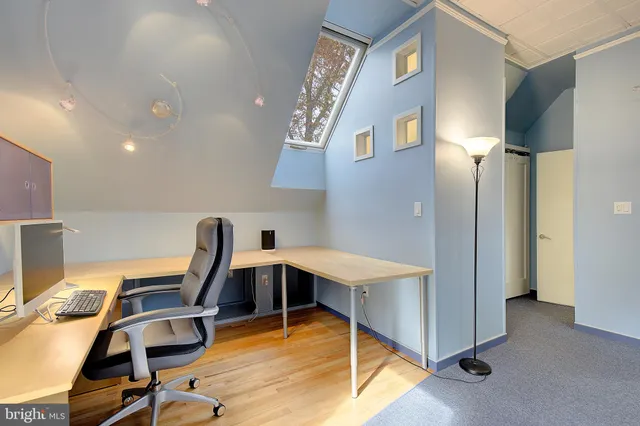 $699,999 | 4950 Hardesty Road, Huntingtown, MD 20639