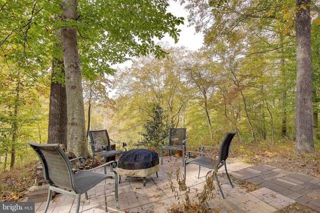 $699,999 | 4950 Hardesty Road, Huntingtown, MD 20639