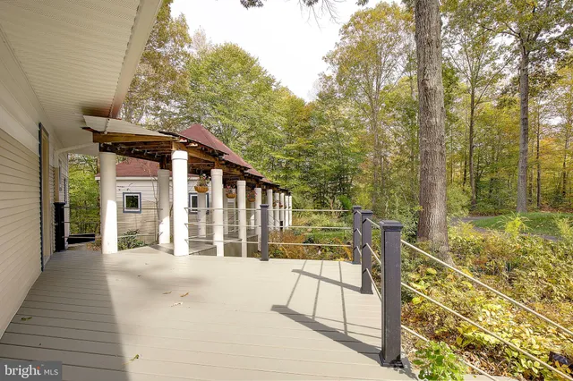 $699,999 | 4950 Hardesty Road, Huntingtown, MD 20639