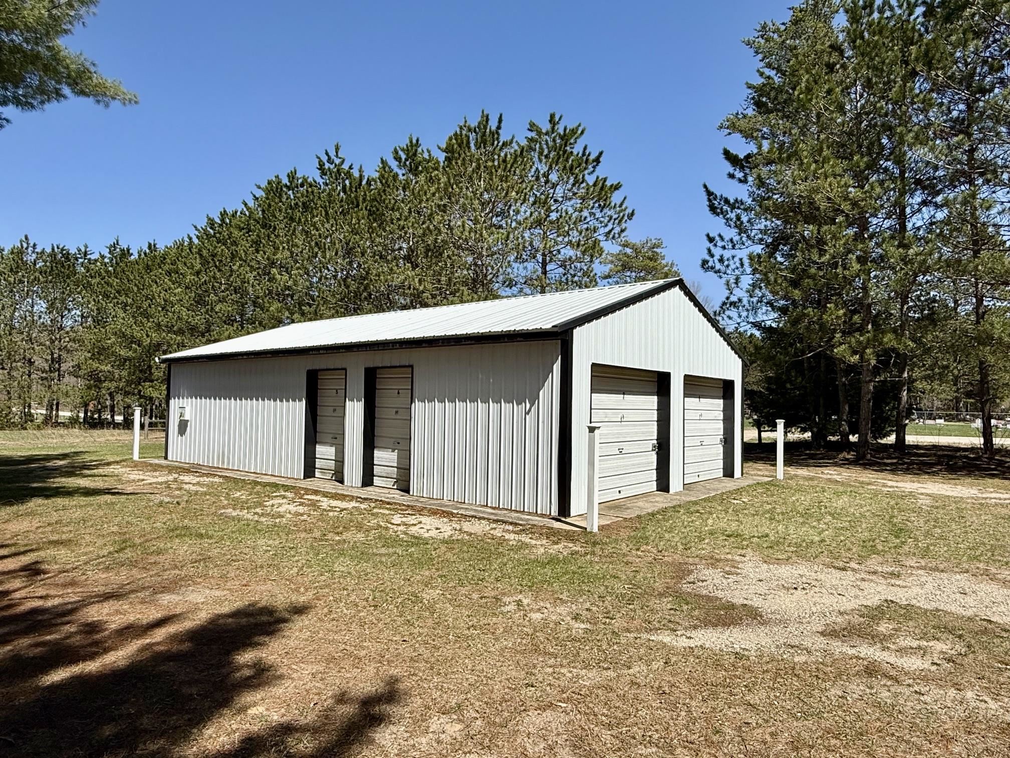 3044 South 29 Road Cadillac, MI 49601 - Photo 10 of 11