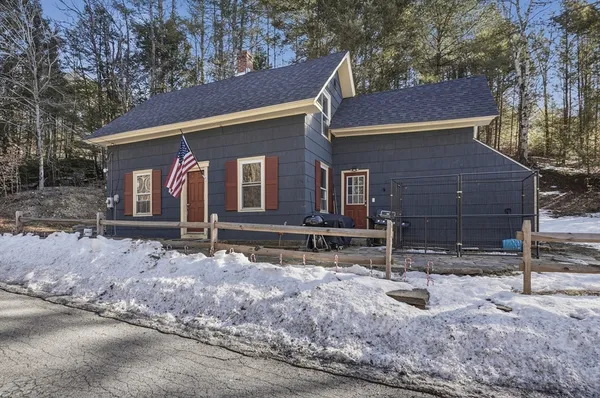 $250,000 | 44 Moss Brook Road, Orange, MA 01364