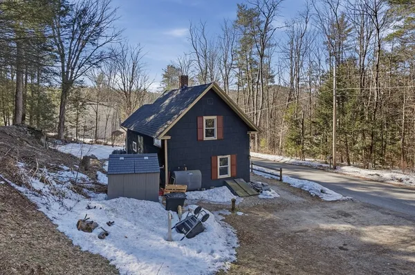 $250,000 | 44 Moss Brook Road, Orange, MA 01364