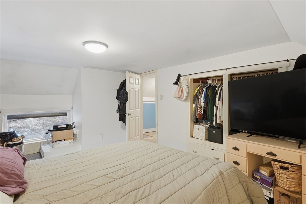 44 Moss Brook Road Orange, MA 01364 - Photo 9 of 31