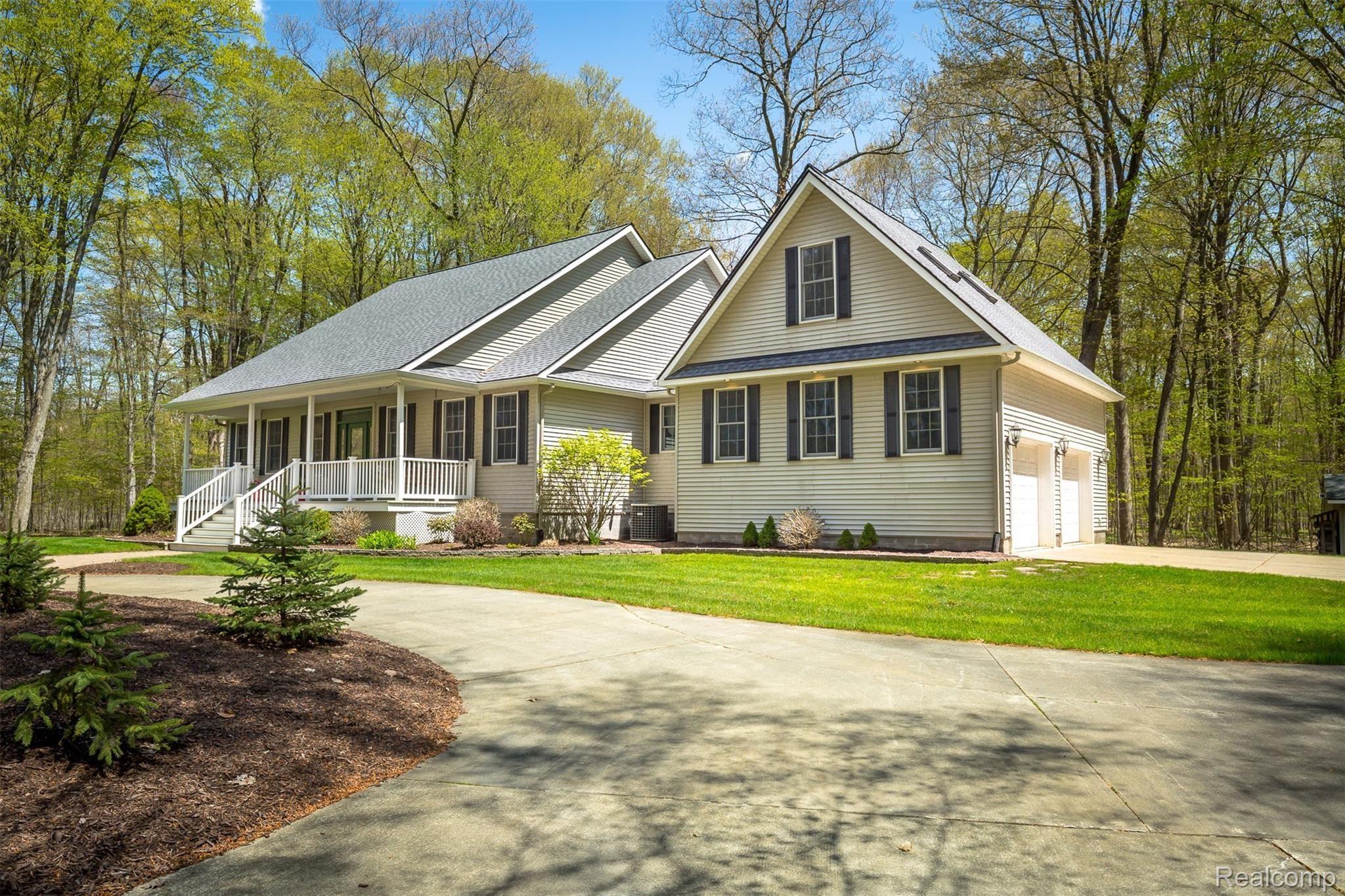 4835 Waldon Road Clarkston, MI 48348 - Photo 48 of 56 592A2889.jpg