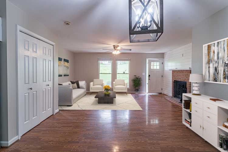 1226 Chapmansboro Road Chapmansboro, TN 37035 - Photo 2 of 26 Gallery Image 2