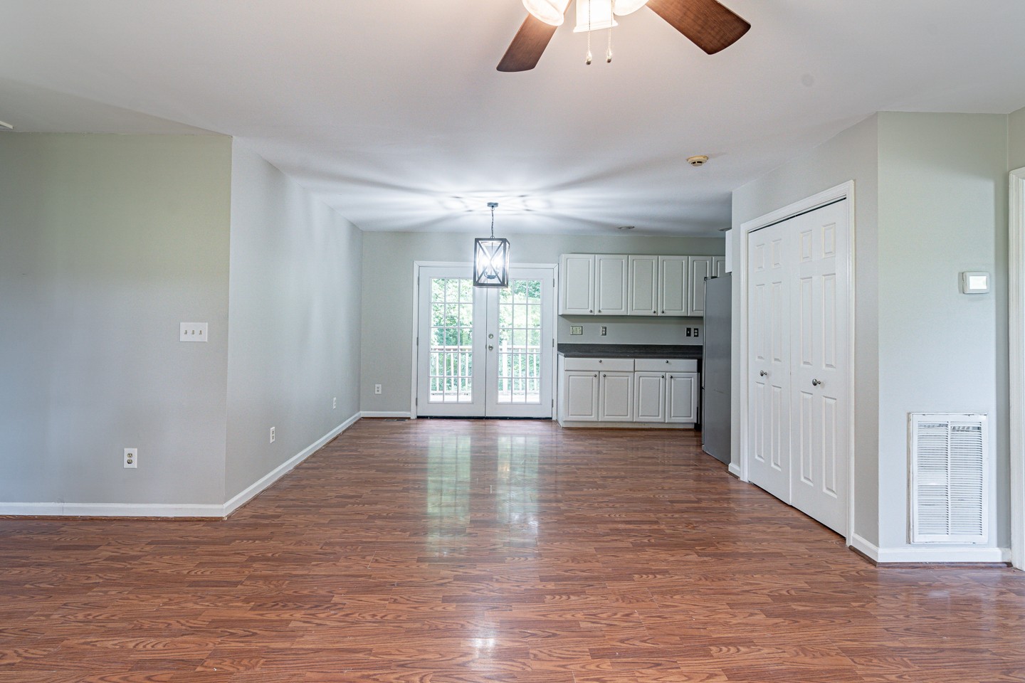 1226 Chapmansboro Road Chapmansboro, TN 37035 - Photo 11 of 26 Gallery Image 11