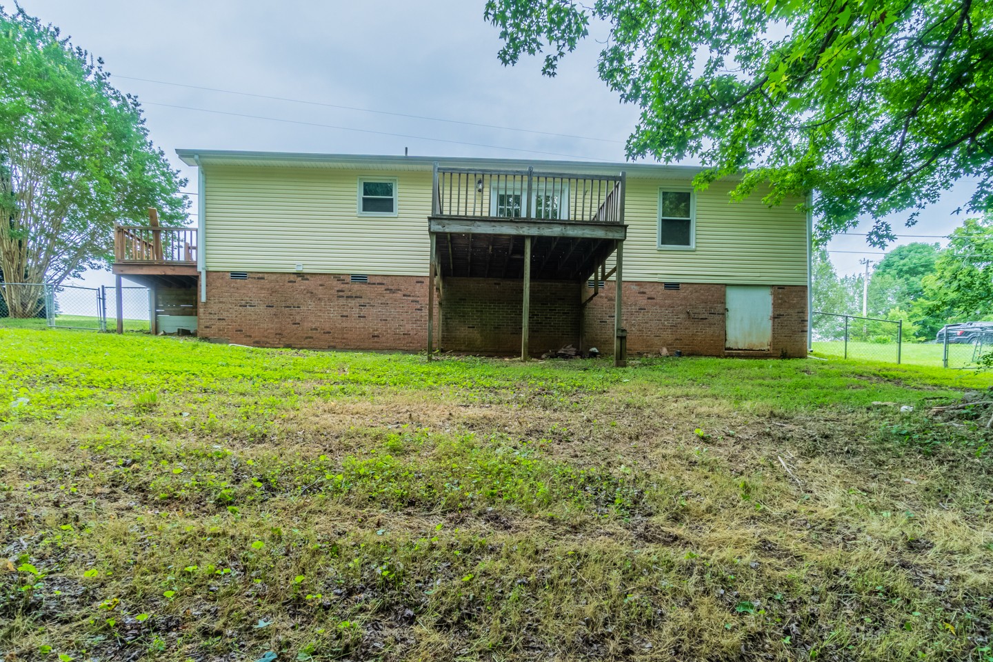 1226 Chapmansboro Road Chapmansboro, TN 37035 - Photo 7 of 26 Gallery Image 7