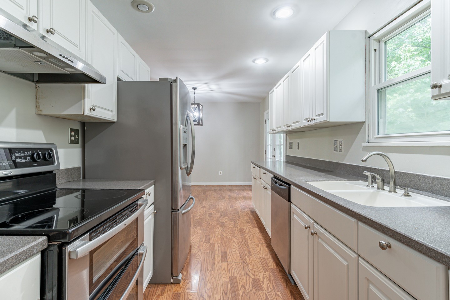 1226 Chapmansboro Road Chapmansboro, TN 37035 - Photo 10 of 26 Gallery Image 10
