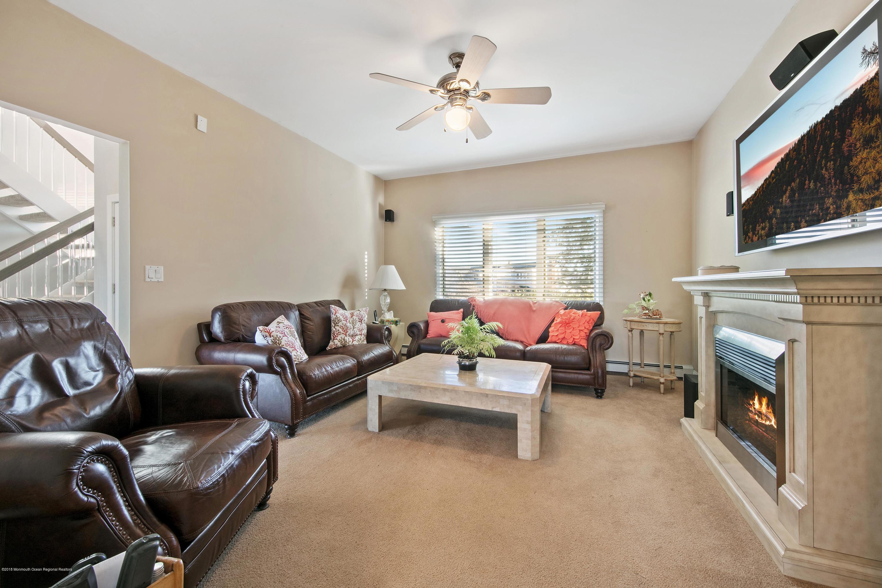 22 Gull Point Road Monmouth Beach, NJ 07750 - Photo 24 of 89 Living Room