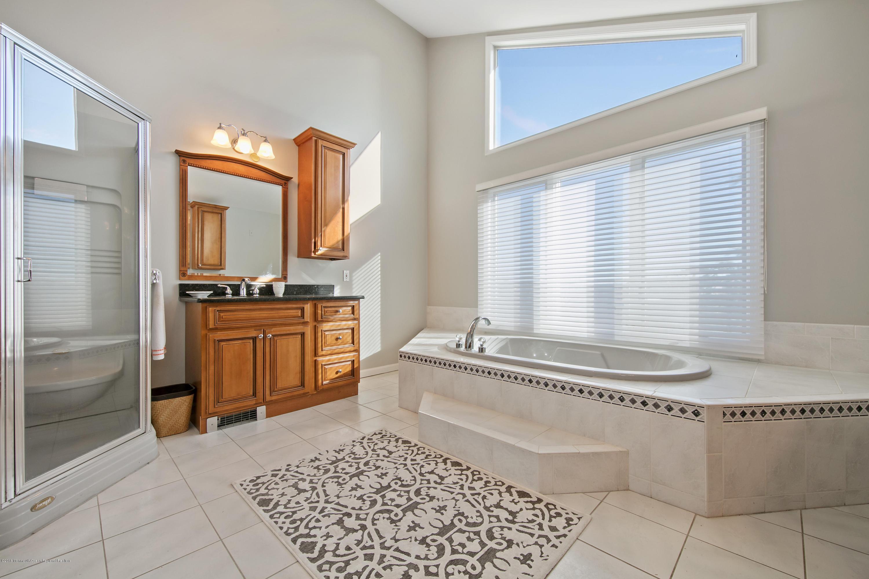 22 Gull Point Road Monmouth Beach, NJ 07750 - Photo 38 of 89 Master Bath