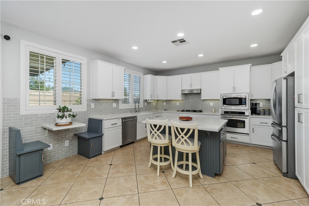 34534 Spindle Tree Street Winchester, CA 92596 - Photo 12 of 25