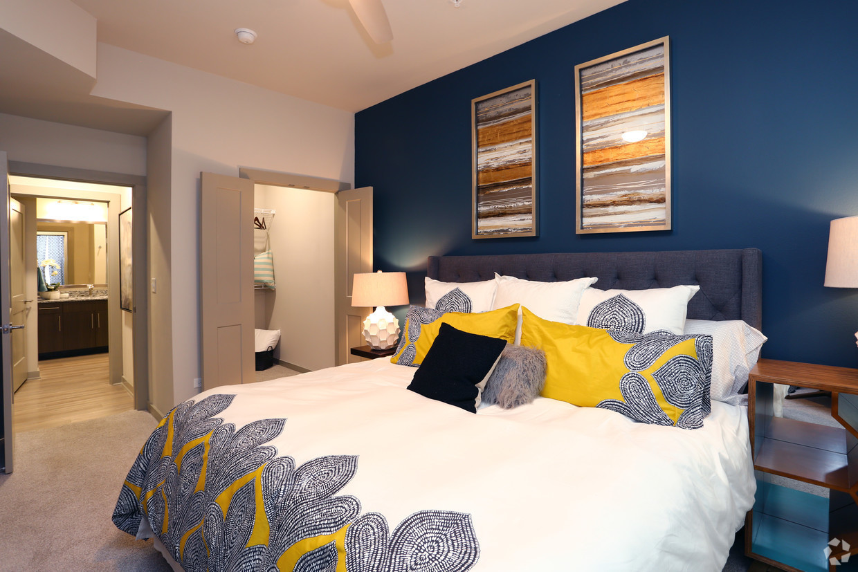 690 East Algonquin Road, Unit 3303 Schaumburg, IL 60173 - Photo 9 of 25