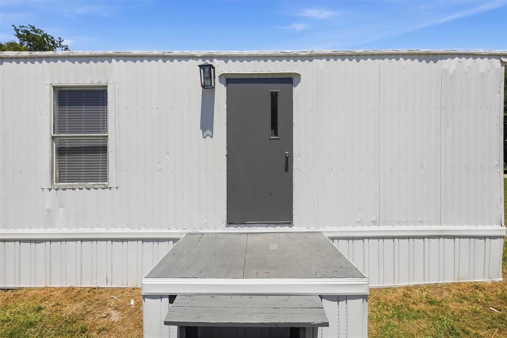 902 Flamingo Road Granbury, TX 76049 - Photo 21 of 27