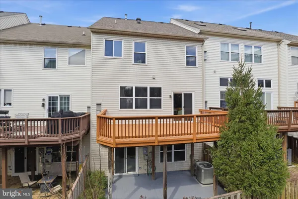 $789,000 | 12409 Casbeer Drive, Fairfax, VA 22033